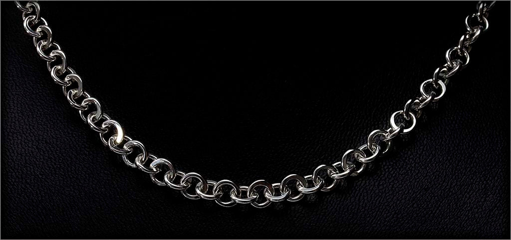 Crescent Link Necklace (4mm)