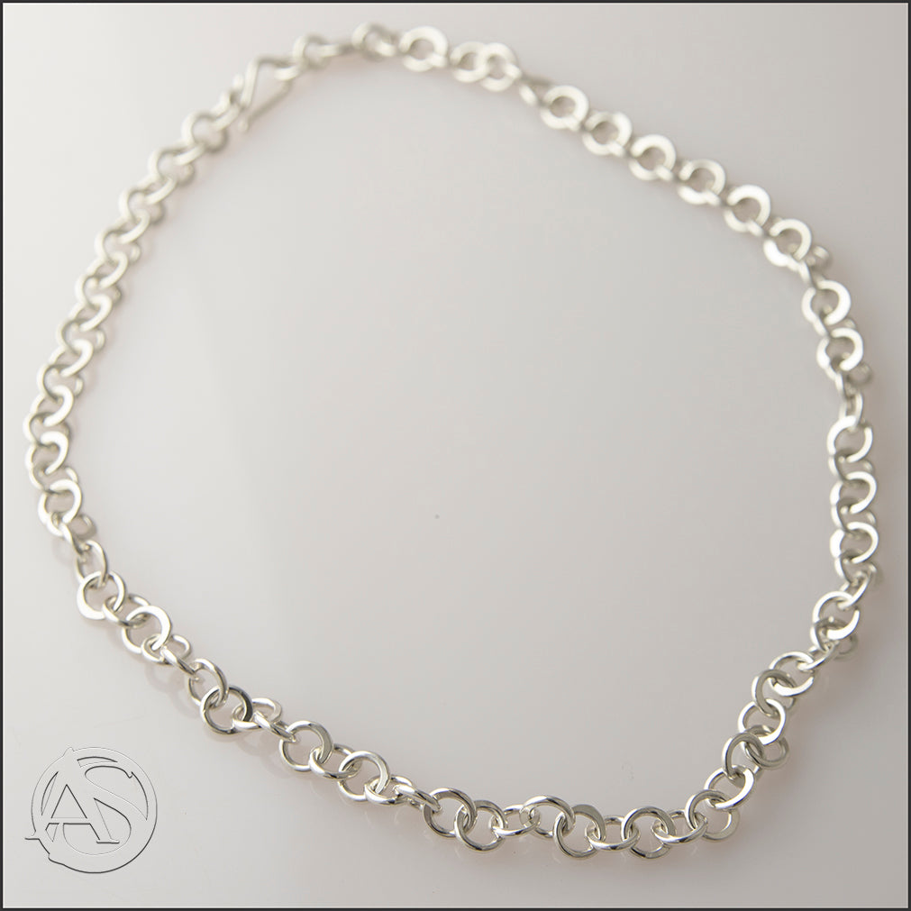 Crescent Link Necklace (5mm)