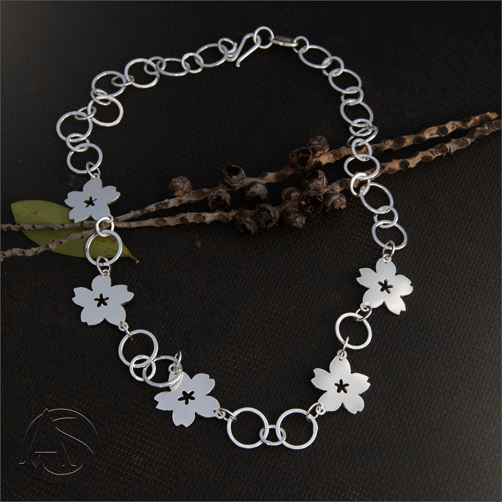 Cherry Bossom Linky Necklace