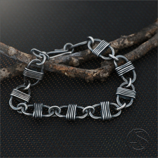 Winder Link Bracelet - Oxidised