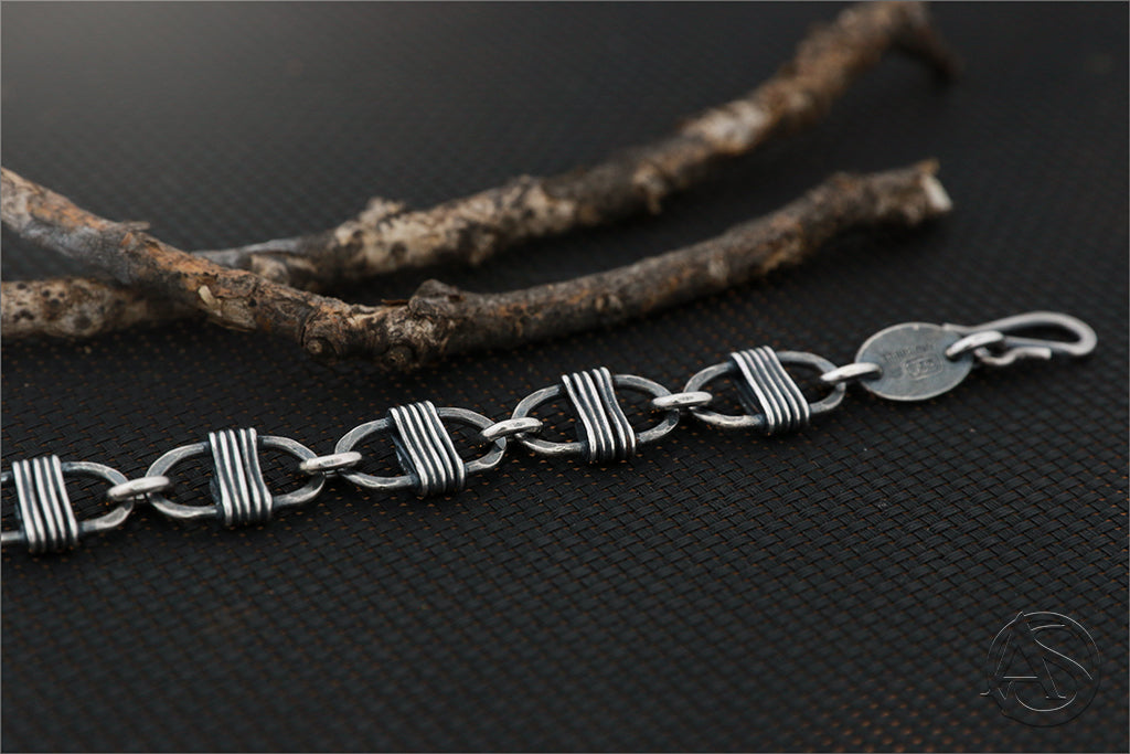 Winder Link Necklace - Oxidised