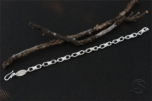 Boa Link Bracelet